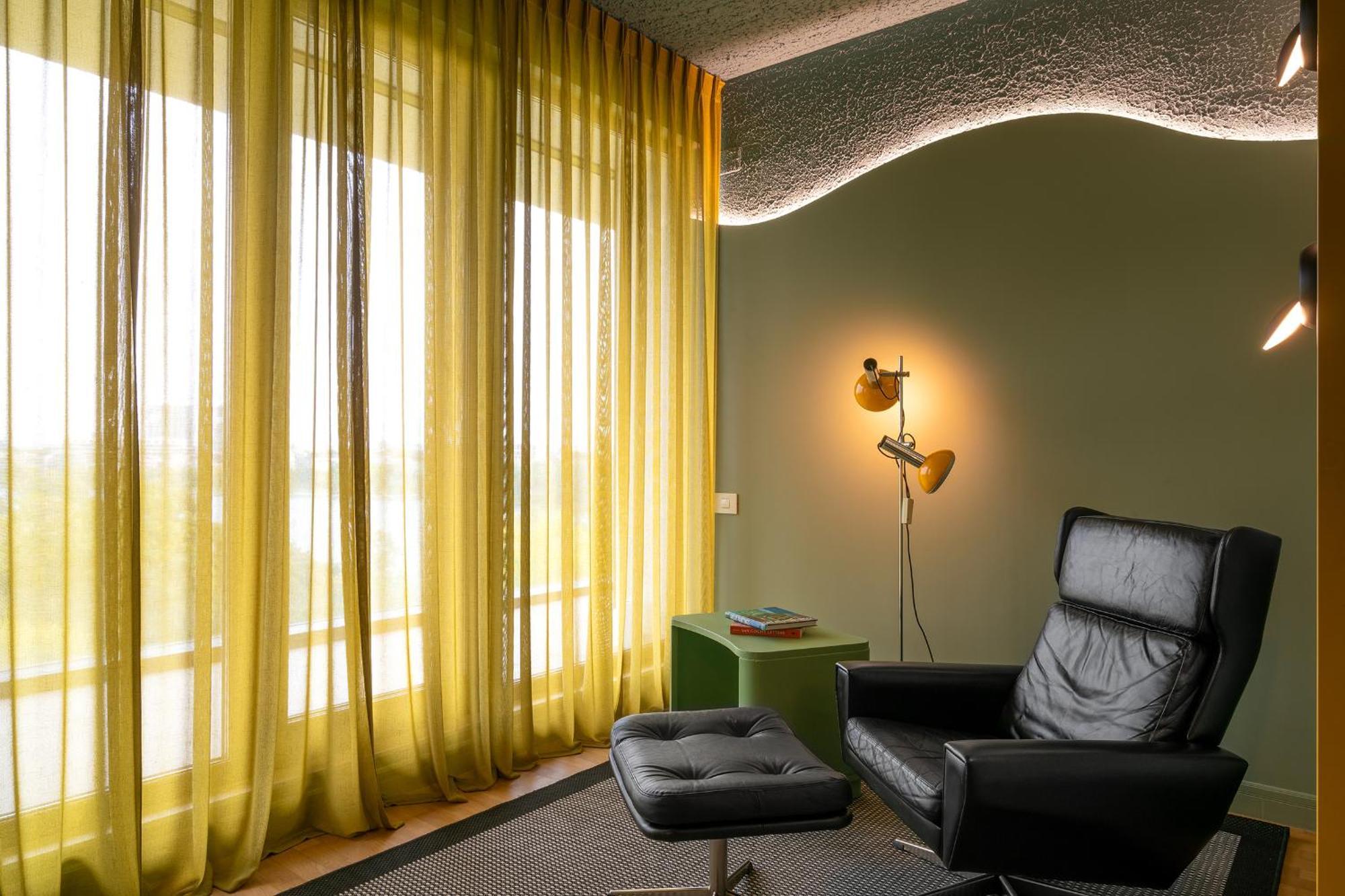 Room12 House Bukarest Eksteriør billede